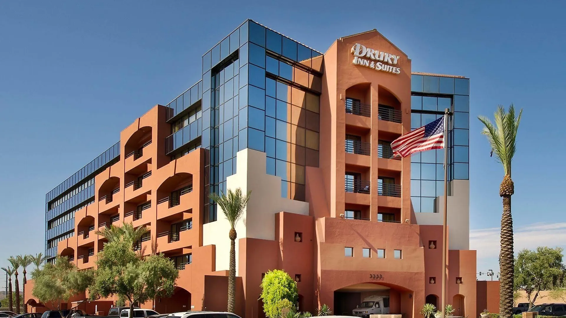 Drury Inn & Suites Phoenix Airport 3*,